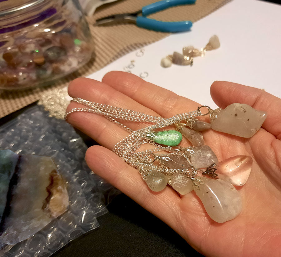 Making Mineral Pendants By Hand